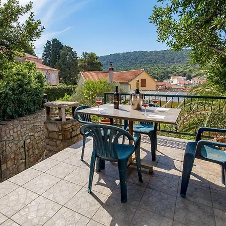 Apartment 1 Bedroom In