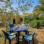 1 Bedroom Awesome In Apartament *