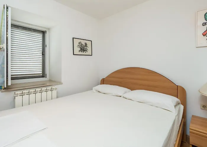 1 Bedroom In Apartamento Veli Lošinj